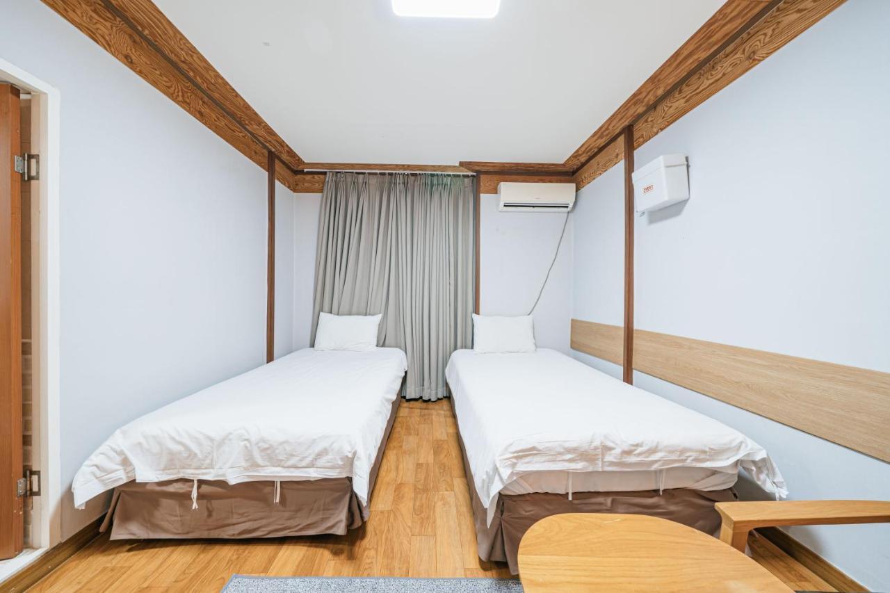 Jeju Miracle Hotel Esterno foto