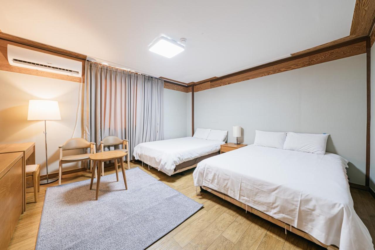 Jeju Miracle Hotel Esterno foto
