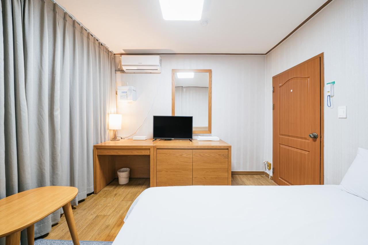 Jeju Miracle Hotel Esterno foto